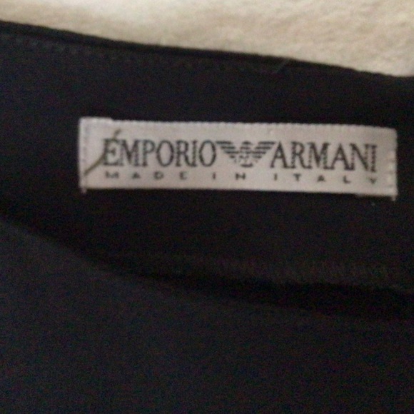 Emporio Armani Fluid black Crepe Top. Size 44 - Picture 6 of 9